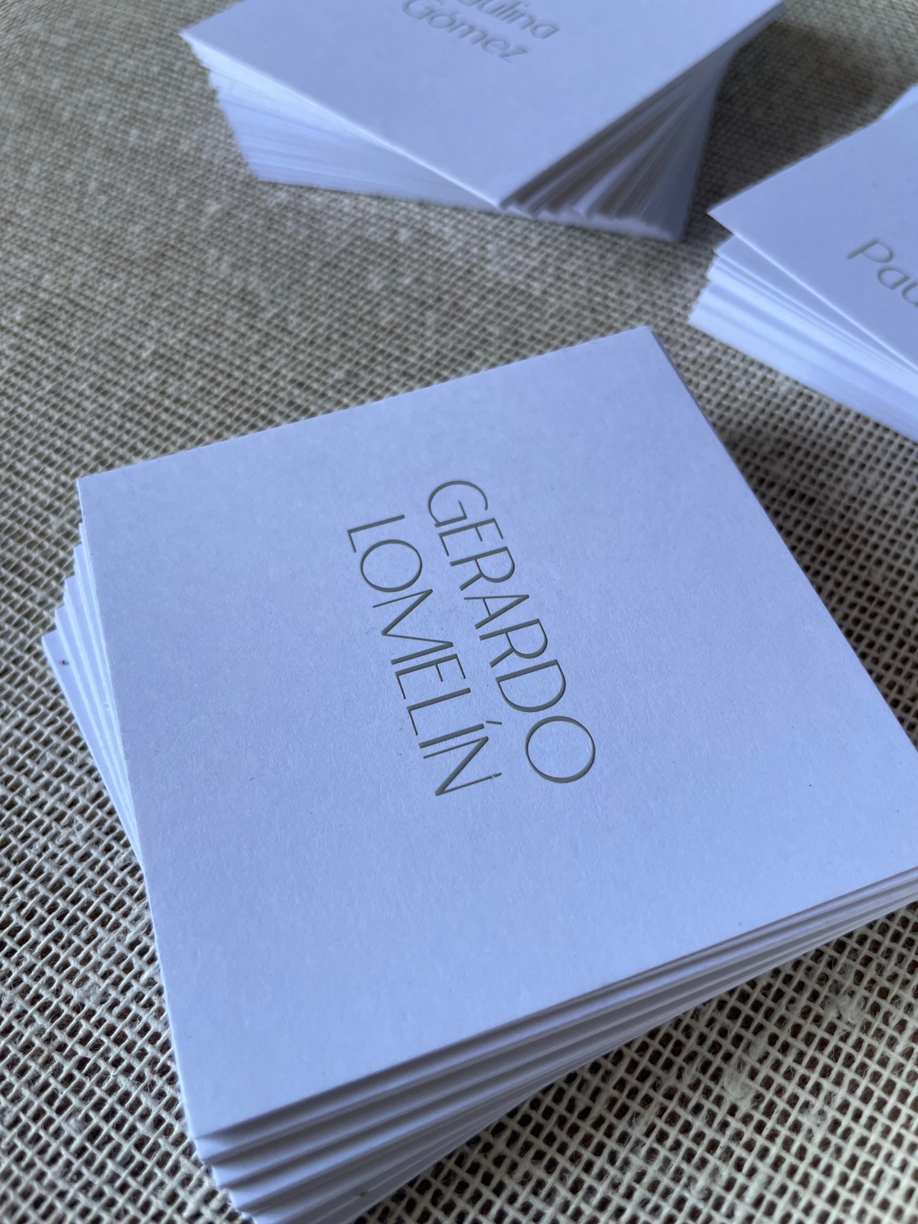 Tarjeta sencilla en serigrafía